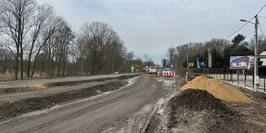 2024 02 20 km 246+400 ul. Wiejska strona lewa