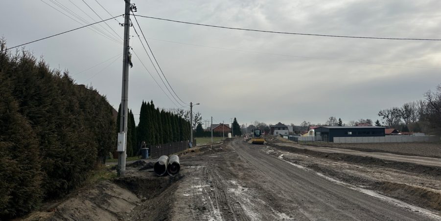 2024 02 20 km 246+400 ul. Wiejska strona prawa