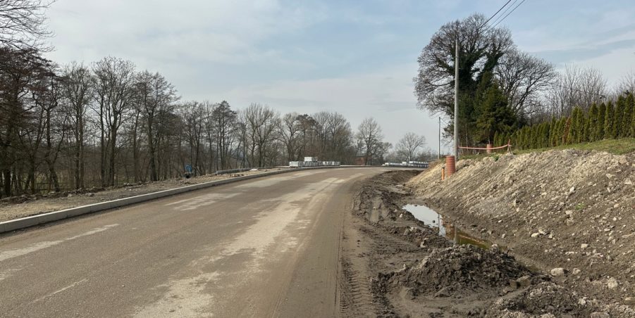 2024 02 27 km 246+000 ul. Bytomska strona lewa.JPG