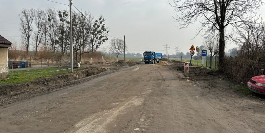 2024 02 27 km 246+550 ul. Wiejska strona prawa