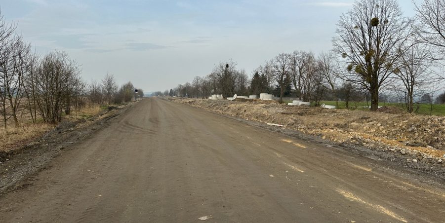 2024 02 27 km 251+200 ul. Konary przystanek
