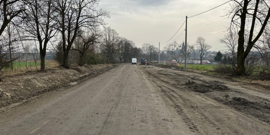 2024 02 27 km 252+950 ul. Robotnicza strona prawa
