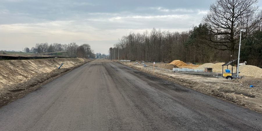2024 03 05 km 248+900 las Boniowski parking