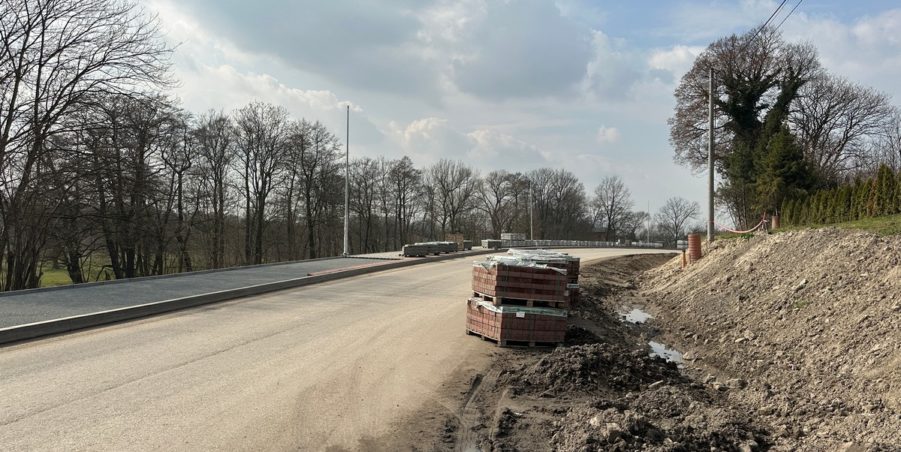 2024 03 12 km 246+000 ul. Bytomska strona lewa.JPG
