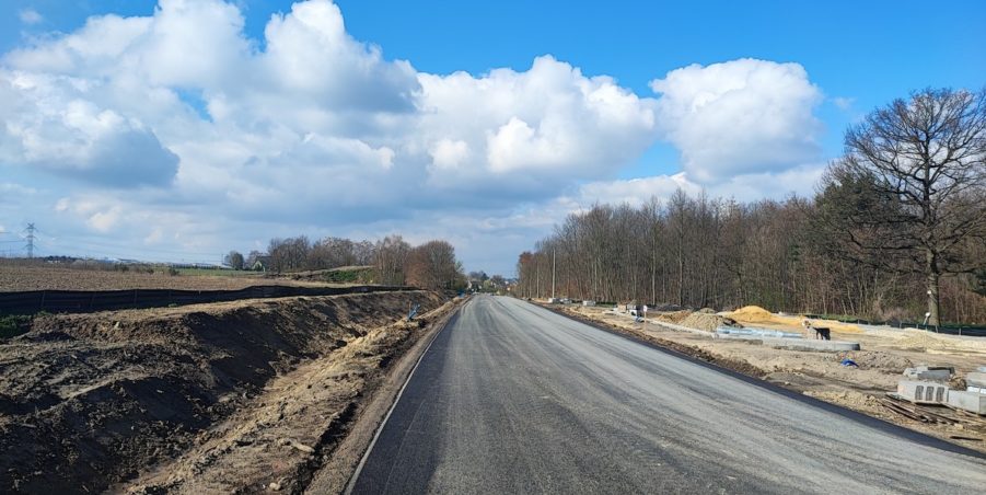 2024 03 19 km 248+900 las Boniowski parking