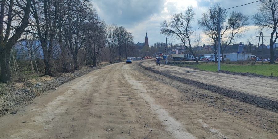 2024 03 19 km 252+950 ul. Robotnicza strona prawa