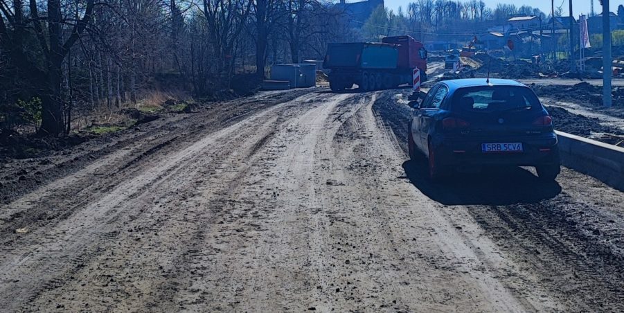 2024 03 26 km 252+950 ul. Robotnicza strona prawa