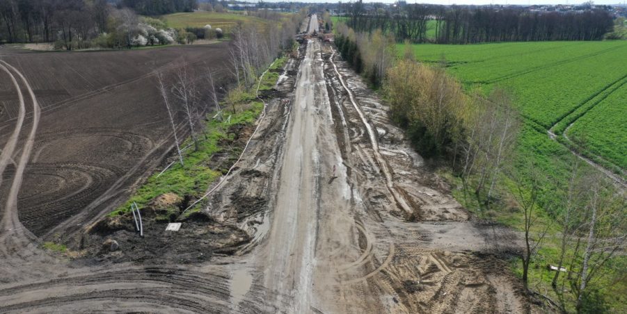 33. 251+750 Wieszowa zjazd w pola