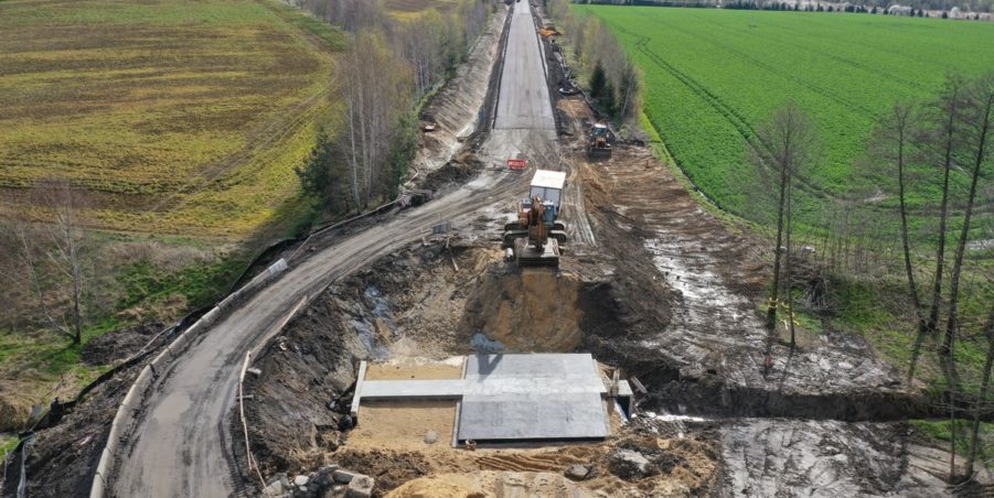 34. 252+100 Wieszowa przepust P7