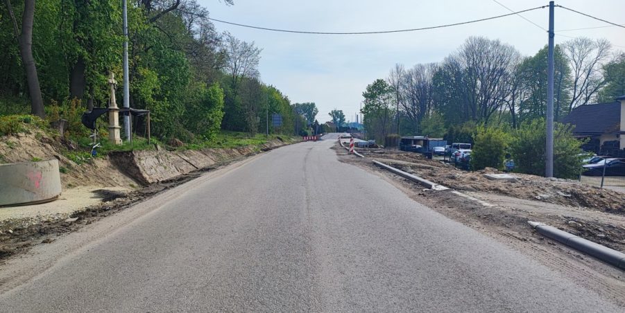 2024 04 23 km 246+000 ul. Bytomska strona prawa