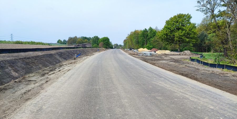 2024 04 23 km 248+900 las Boniowski parking