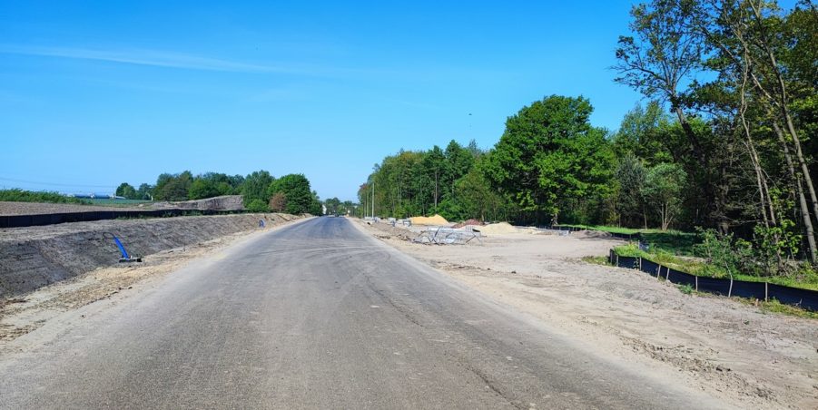 2024 04 30 km 248+900 las Boniowski parking