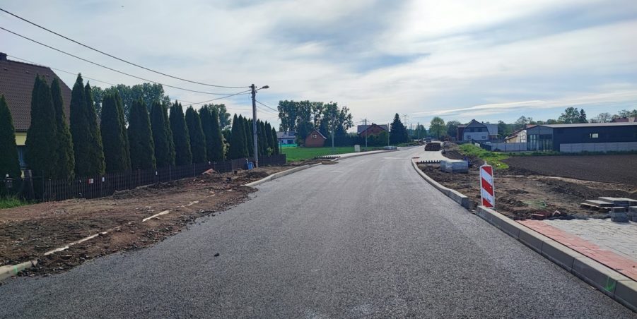 2024 05 07 km 246+400 ul. Wiejska strona prawa