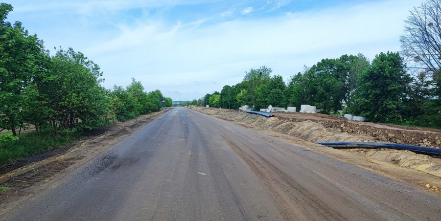 2024 05 07 km 251+200 ul. Konary przystanek