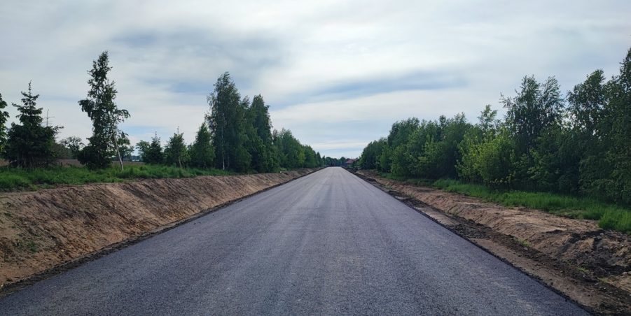 2024 05 07 km 252+500 pola strona prawa