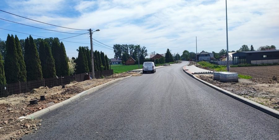2024 05 17 km 246+400 ul. Wiejska strona prawa