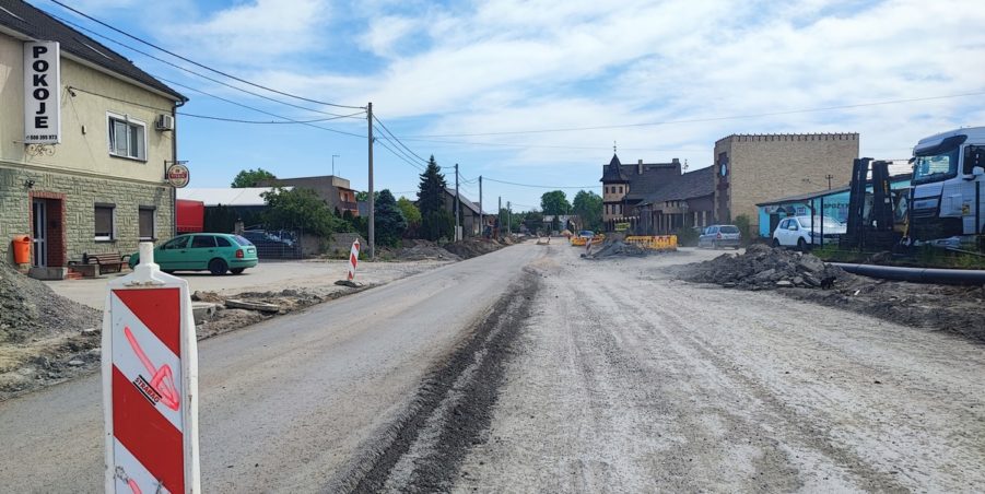 2024 05 17 km 247+700 Karchowice ulica Polna