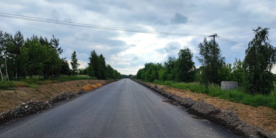 2024 05 23 km 252+500 pola strona prawa