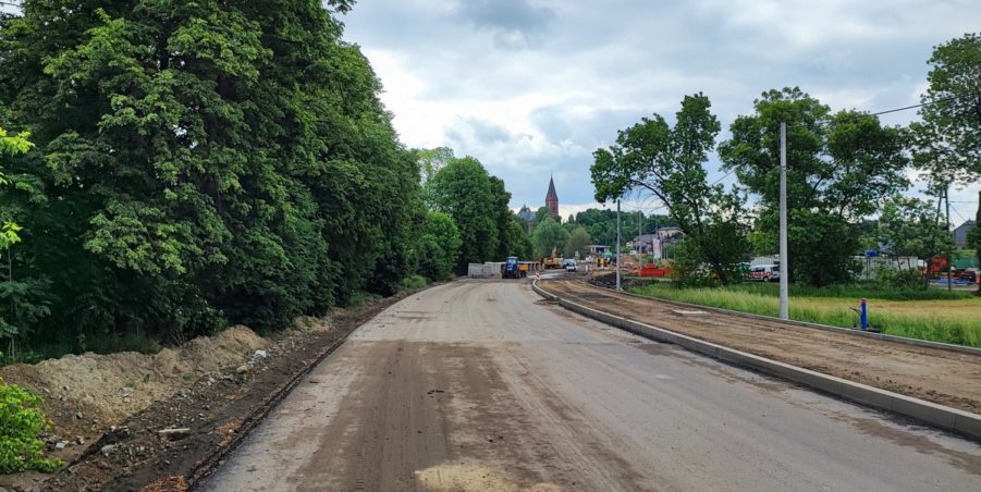 2024 05 23 km 252+950 ul. Robotnicza strona prawa