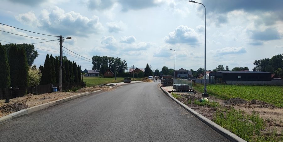 2024 06 14 km 246+400 ul. Wiejska strona prawa
