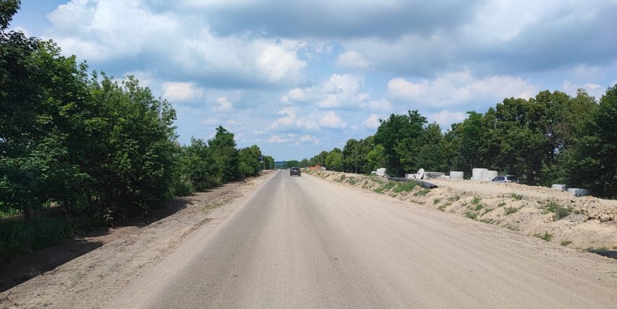 2024 06 14 km 251+200 ul. Konary przystanek