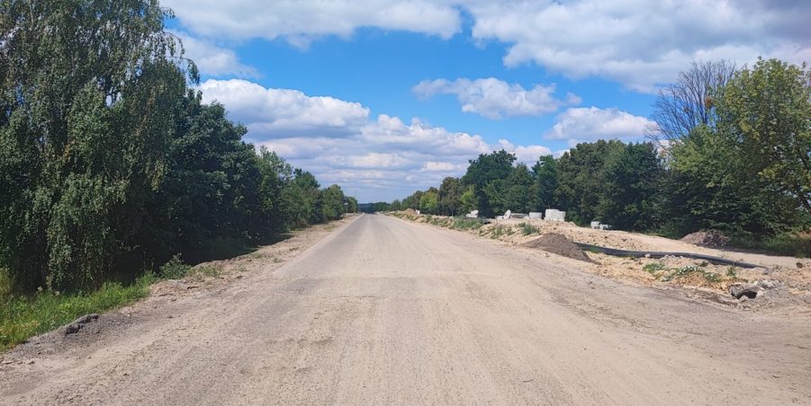 2024 06 24 km 251+200 ul. Konary przystanek