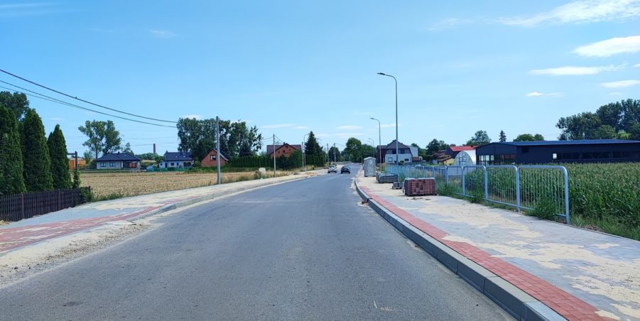 2024 07 31 km 246+400 ul. Wiejska strona prawa