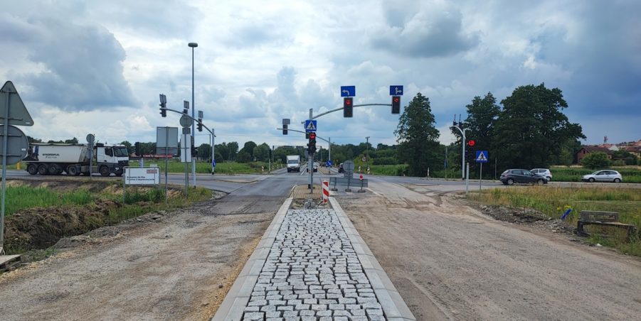 2024 07 03 km 244+600 skrzyżowanie z ul. Gliwicką strona lewa