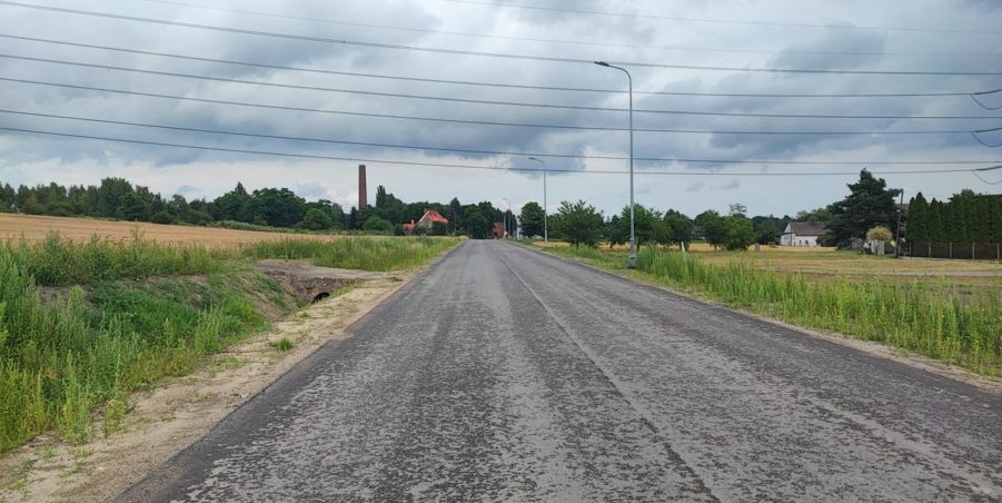 2024 07 03 km 247+200 pola strona prawa