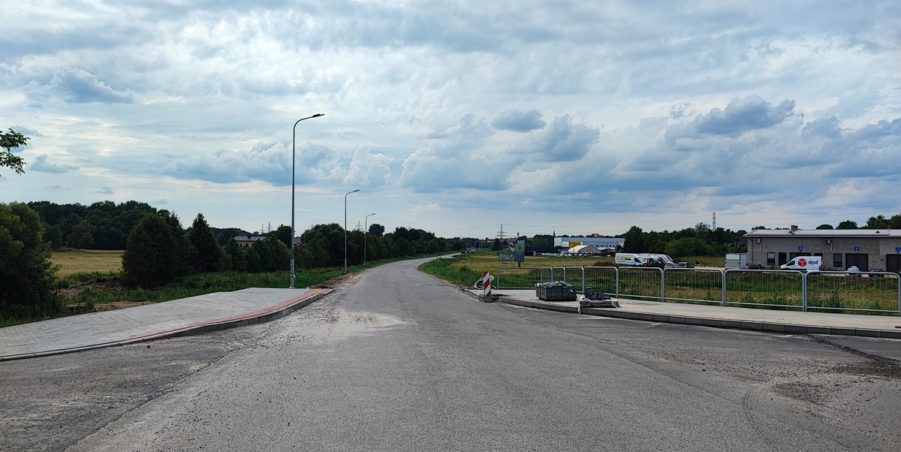 2024 07 11 km 245+600 droga wzdłuż rzeki Drama