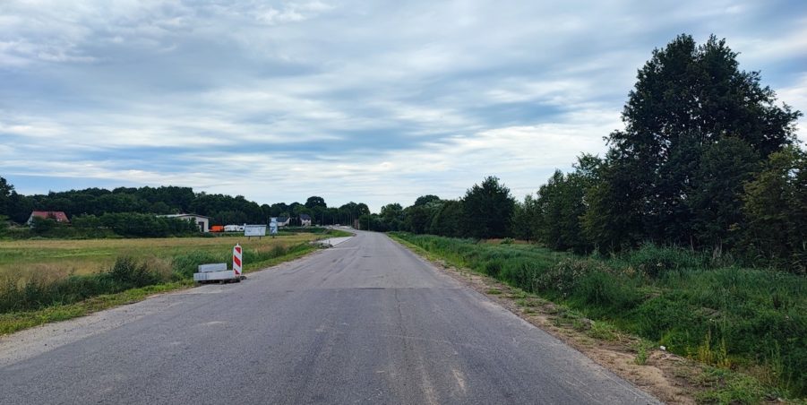 2024 07 17 km 245+300 droga wzdłuż rzeki Drama