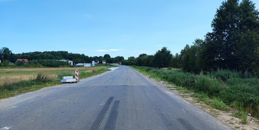 2024 07 31 km 245+300 droga wzdłuż rzeki Drama