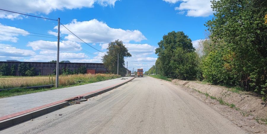 2024 08 06 km 252+950 ul. Robotnicza strona lewa