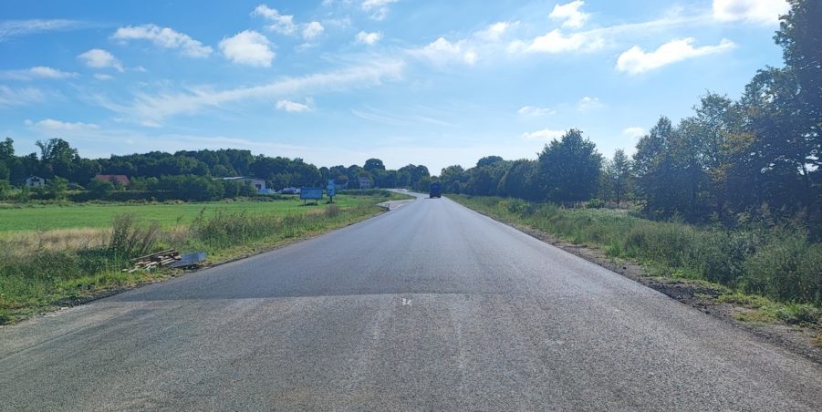 2024 08 20 km 245+300 droga wzdłuż rzeki Drama