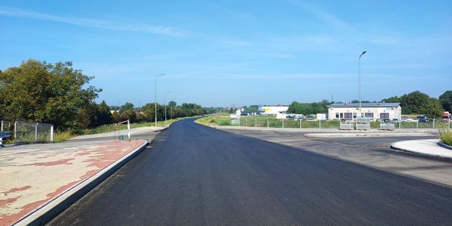 2024 08 29 km 245+600 droga wzdłuż rzeki Drama