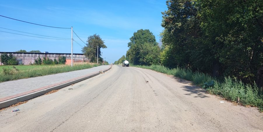 2024 08 29 km 252+950 ul. Robotnicza strona lewa
