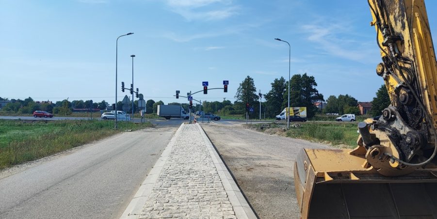 2024 09 03 km 244+600 skrzyżowanie z ul. Gliwicką strona lewa