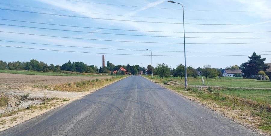 2024 09 03 km 247+200 pola strona prawa