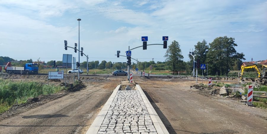 2024 09 19 km 244+600 skrzyżowanie z ul. Gliwicką strona lewa
