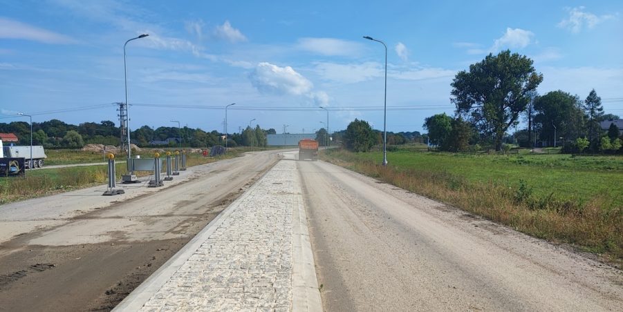2024 09 19 km 244+600 skrzyżowanie z ul. Gliwicką strona prawa