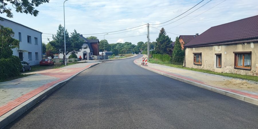 2024 09 19 km 246+550 ul. Wiejska strona lewa