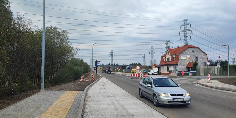 2024 09 19 km 255+900 rondo Wieszowa strona lewa