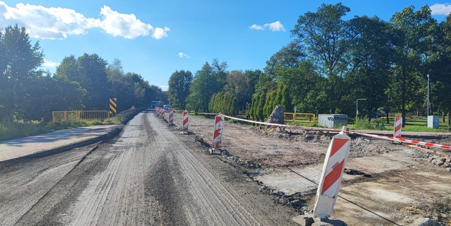 2024 09 25 km 244+150 skrzyżowanie z ul. Powstańców Śląskich strona lewa