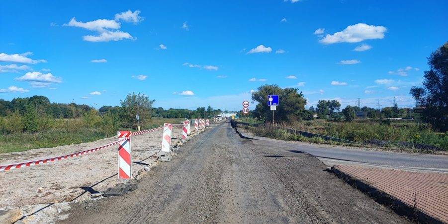 2024 09 25 km 244+150 skrzyżowanie z ul. Powstańców Śląskich strona prawa