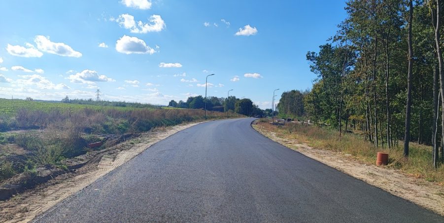 2024 09 25 km 248+900 las Boniowski parking