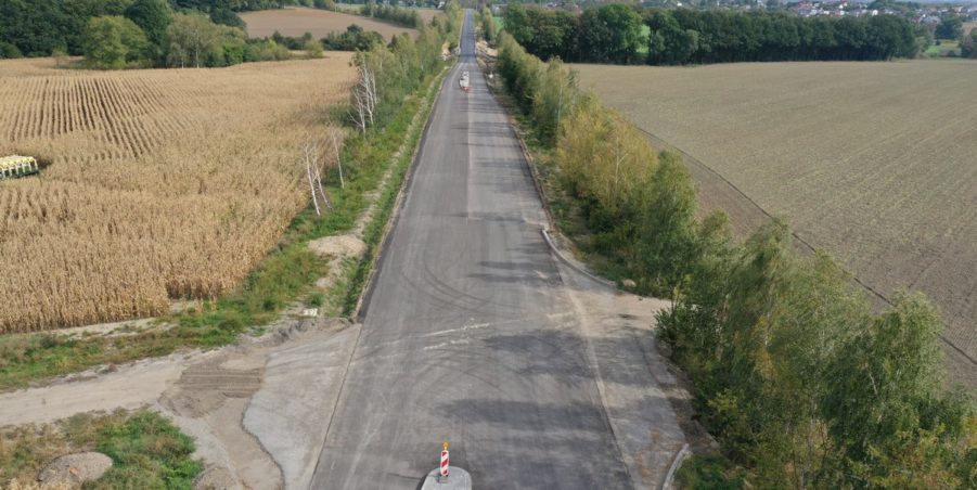 33. 251+750 Wieszowa zjazd w pola