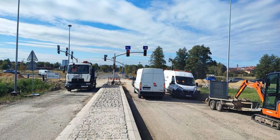2024 10 01 km 244+600 skrzyżowanie z ul. Gliwicką strona lewa