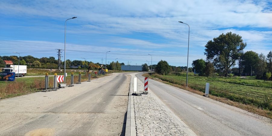 2024 10 01 km 244+600 skrzyżowanie z ul. Gliwicką strona prawa