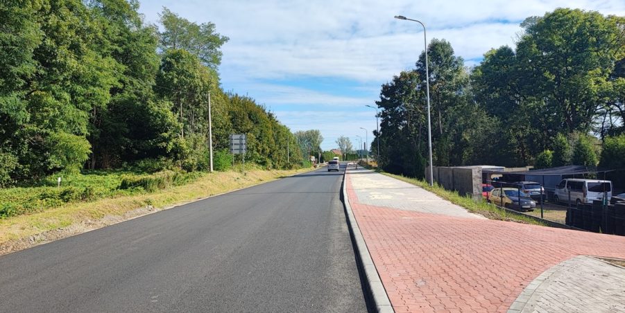2024 10 01 km 246+000 ul. Bytomska strona prawa