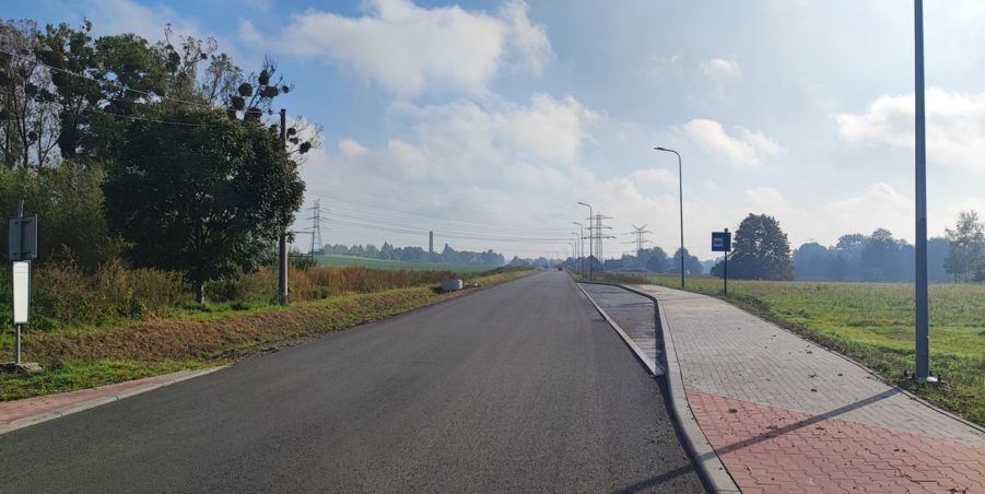 2024 10 07 km 246+550 ul. Wiejska strona prawa
